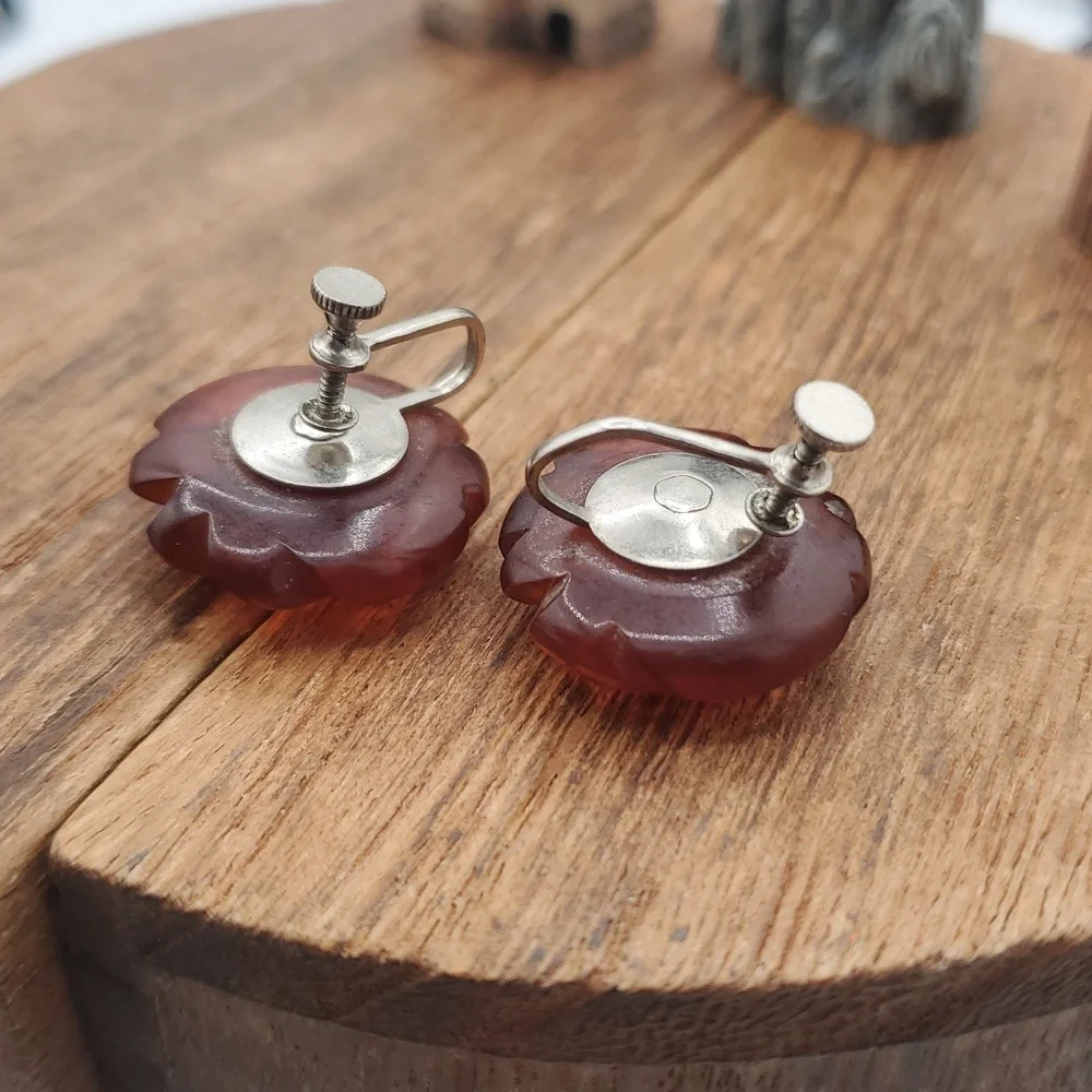 Rare Find Vintage Bakelite Flower Harvest Antique‎ Screwback Earrings E614